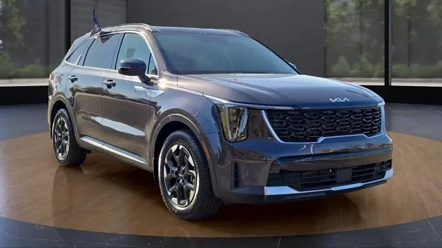 2025 Kia Sorento S