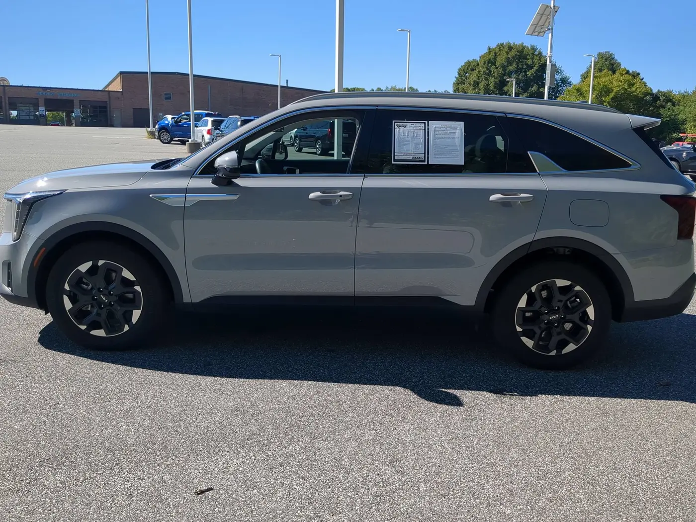 2026 Kia Sorento - $32,500