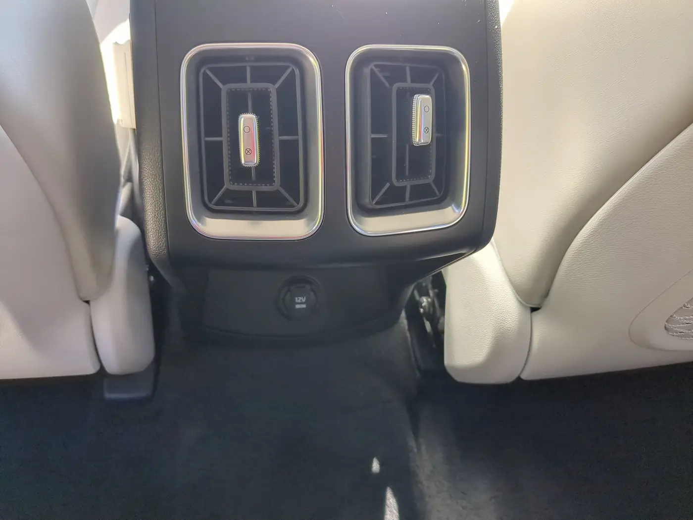 2026 Kia Sorento - $32,500