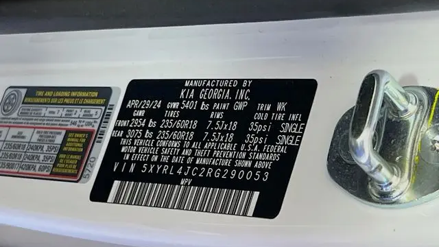 2024 Kia Sorento S