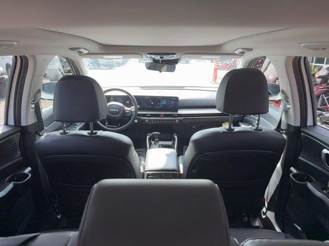 2025 Kia Sorento - $28,900