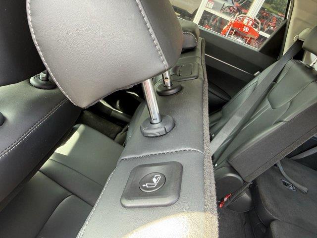 2025 Kia Sorento - $28,900
