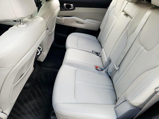 2026 Kia Sorento - $32,995