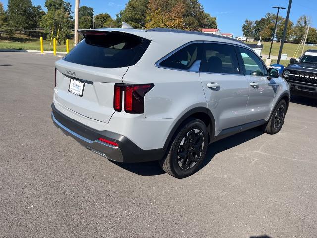 2025 Kia Sorento - $29,999