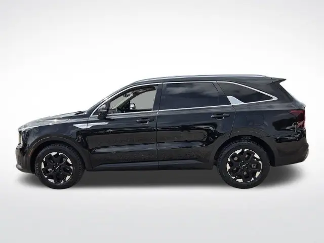 2025 Kia Sorento - $29,800