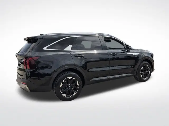 2025 Kia Sorento - $29,800