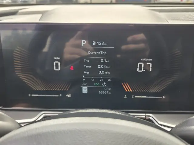 2025 Kia Sorento - $29,800