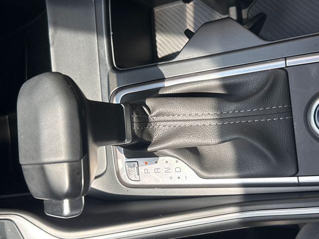 2026 Kia Sorento - $31,985