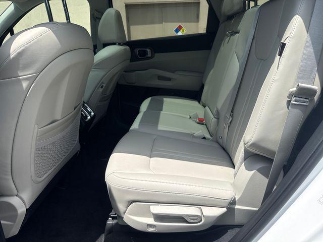 2026 Kia Sorento - $31,985