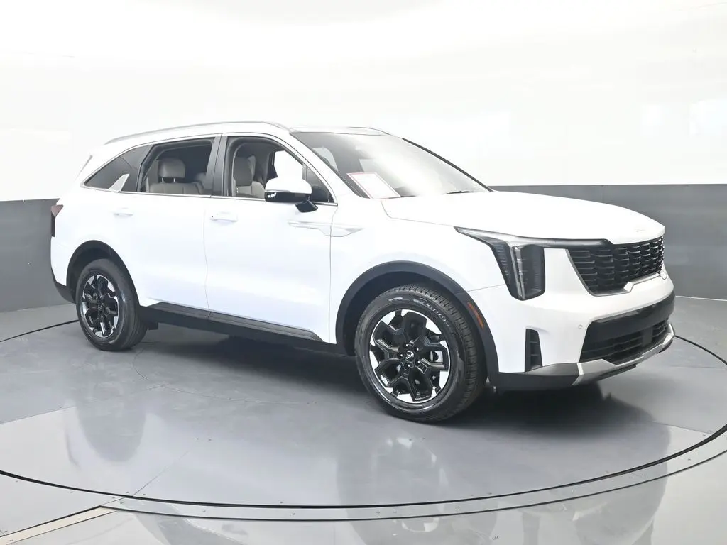 2024 Kia Sorento - $24,584