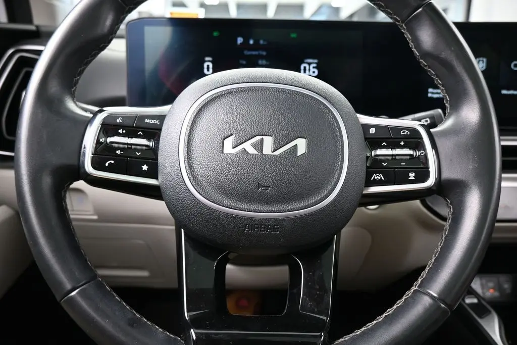 2024 Kia Sorento - $24,584