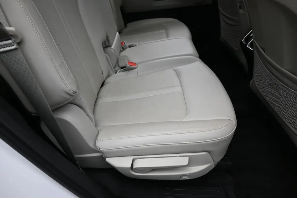 2024 Kia Sorento - $24,584