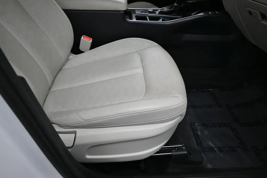 2024 Kia Sorento - $24,584