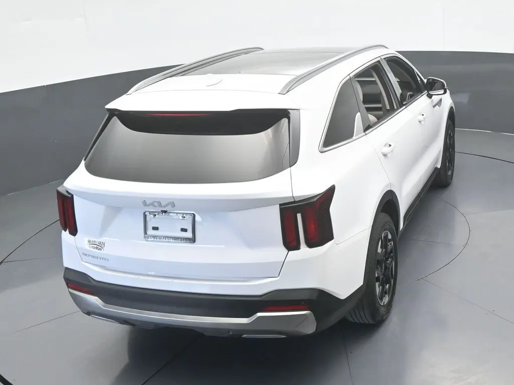 2024 Kia Sorento - $24,584