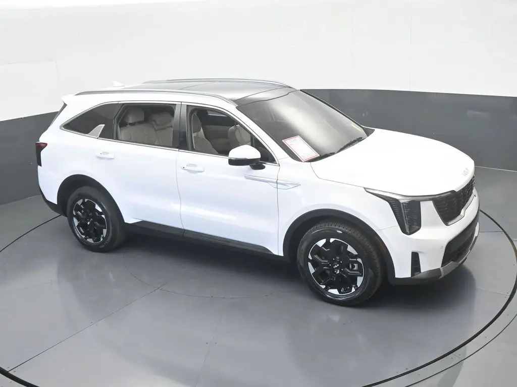 2024 Kia Sorento - $24,584