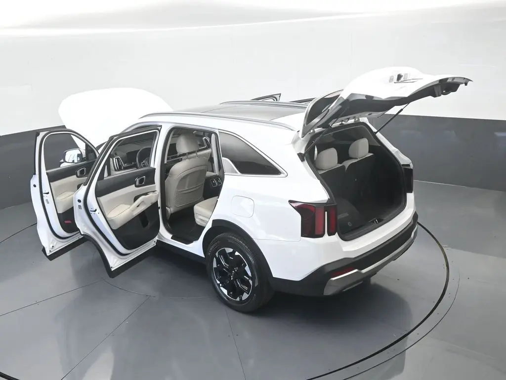 2024 Kia Sorento - $24,584