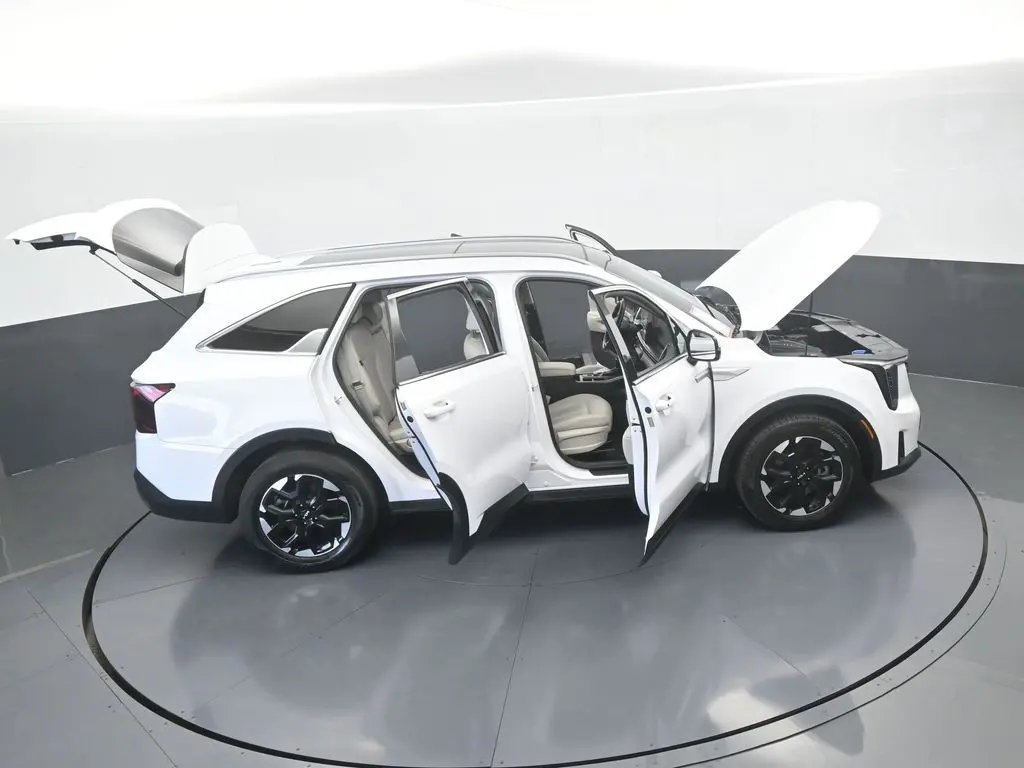 2024 Kia Sorento - $24,584