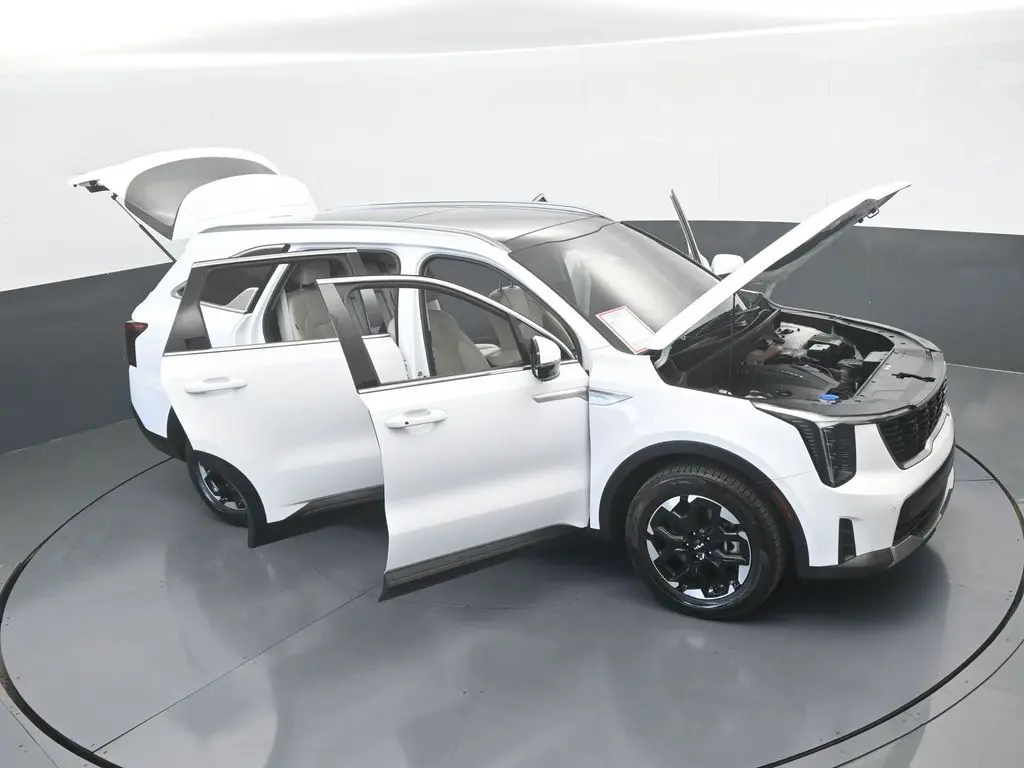 2024 Kia Sorento - $24,584
