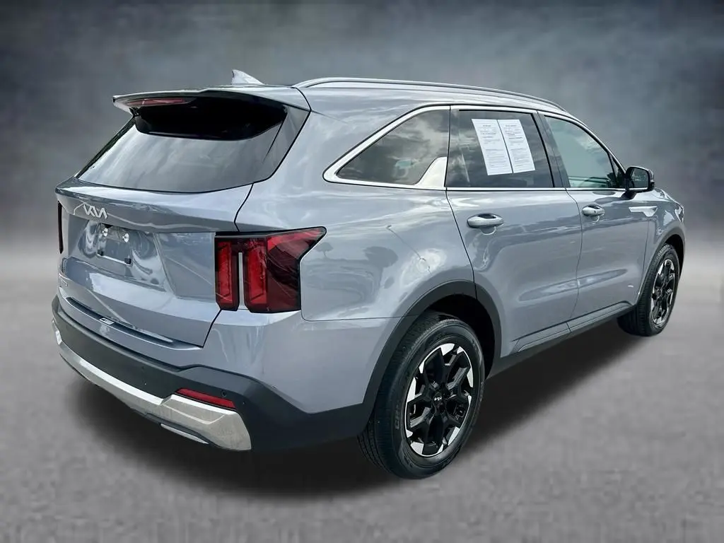 2024 Kia Sorento - $24,734