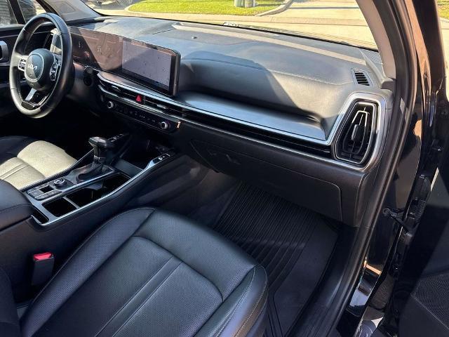 2025 Kia Sorento - $22,880