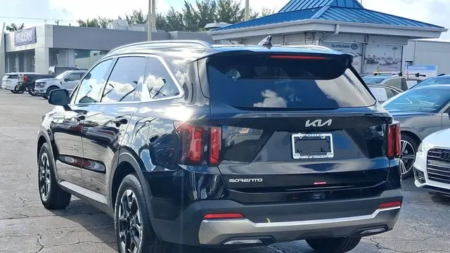 2025 Kia Sorento S