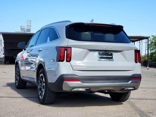 2026 Kia Sorento - $32,395