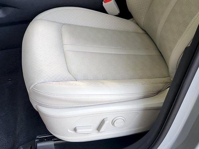 2026 Kia Sorento - $32,395