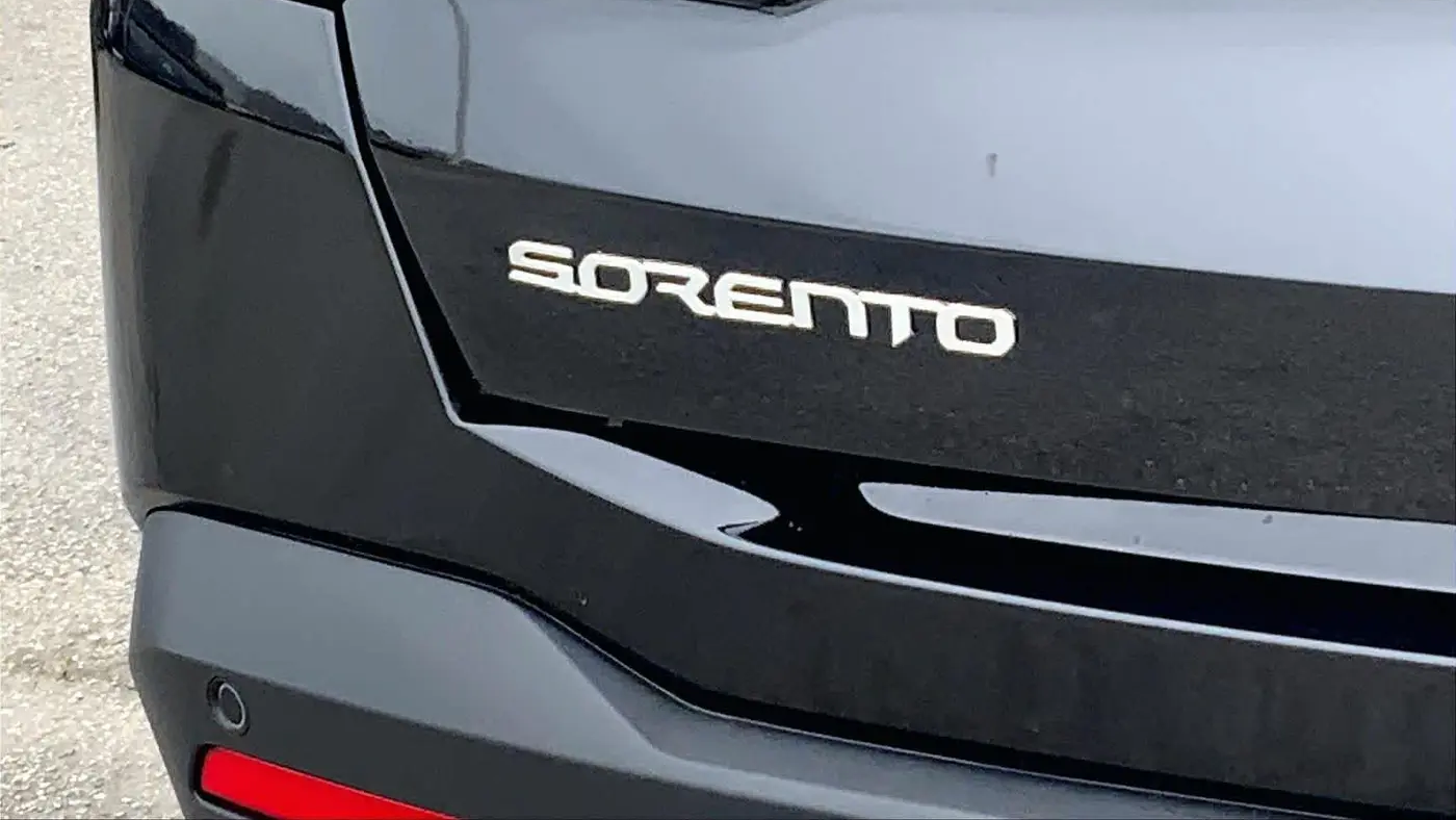 2024 Kia Sorento S