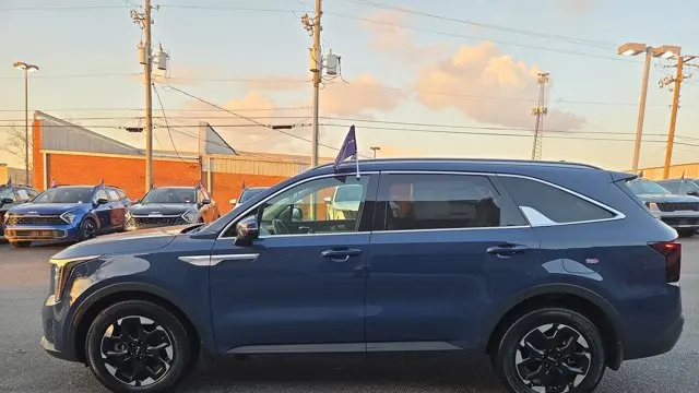 2025 Kia Sorento S