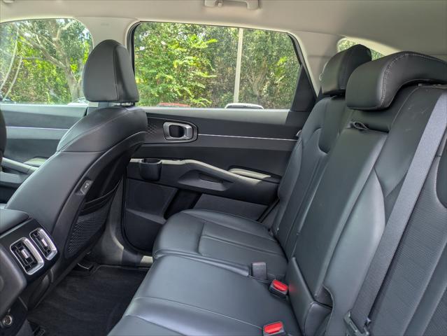 2024 Kia Sorento - $24,888