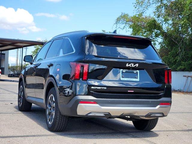 2026 Kia Sorento - $32,295