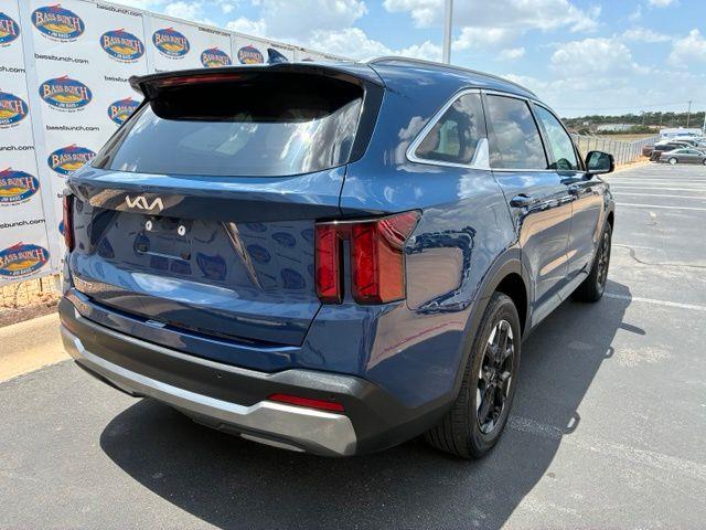 2024 Kia Sorento - $22,799