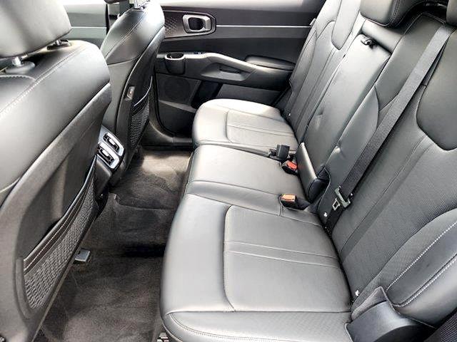 2026 Kia Sorento - $32,495