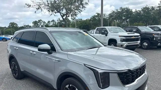 2024 Kia Sorento S