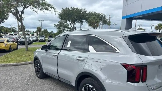2024 Kia Sorento S