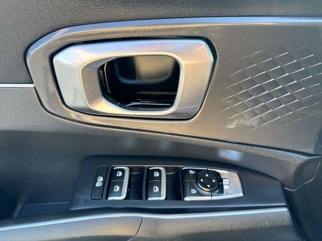 2025 Kia Sorento - $28,929