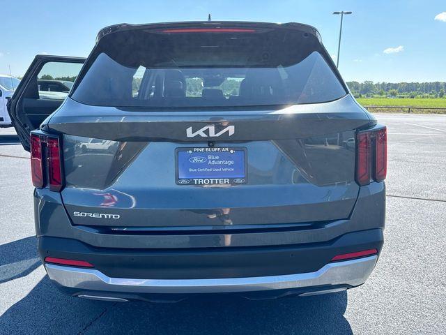 2025 Kia Sorento - $28,929