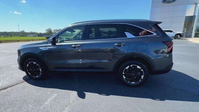 2025 Kia Sorento - $28,929