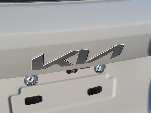 2025 Kia Sorento - $25,990