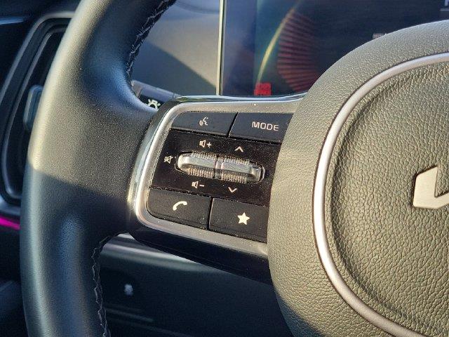 2025 Kia Sorento - $25,990