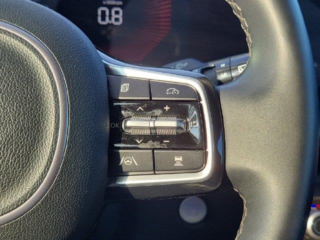 2025 Kia Sorento - $25,990