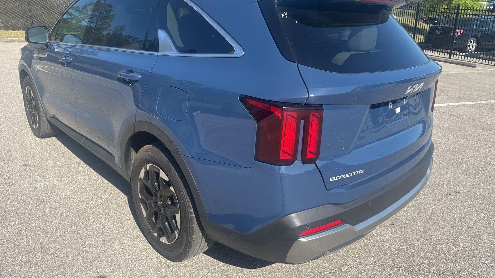 2025 Kia Sorento S
