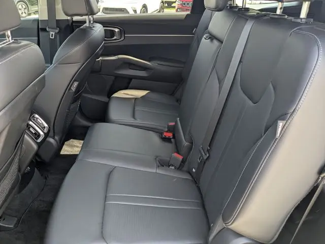 2026 Kia Sorento - $36,335