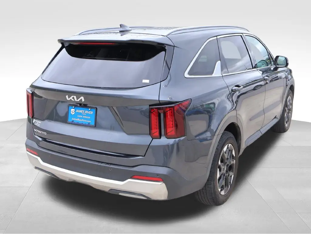 2024 Kia Sorento - $26,109