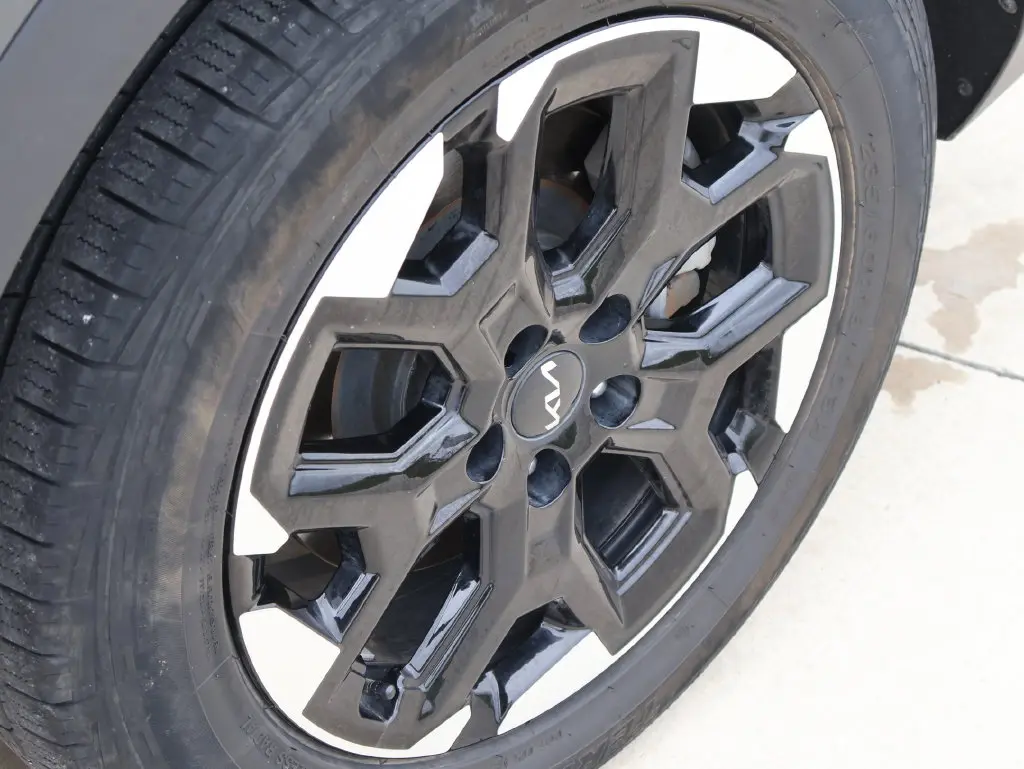 2024 Kia Sorento - $26,109
