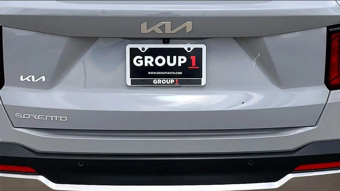 2025 Kia Sorento S