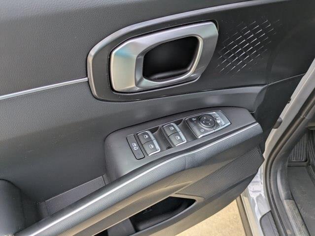 2026 Kia Sorento - $33,495