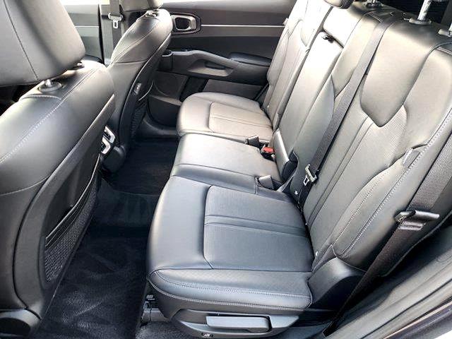 2026 Kia Sorento - $33,295