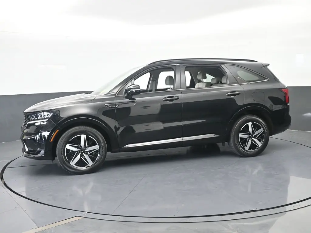 2023 Kia Sorento - $22,997