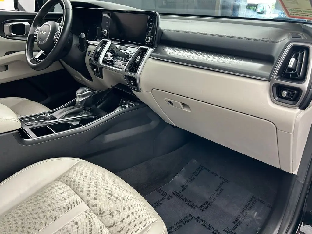 2023 Kia Sorento - $22,997